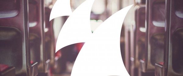 Promotional still from Emdeka feat. LeeKim’s “Grey To Gold” music visuals, showing atmospheric house vibes and warm lighting.